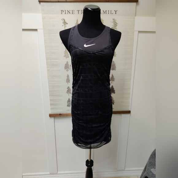 Nike Dress - Small NWT - Picture 3 of 8